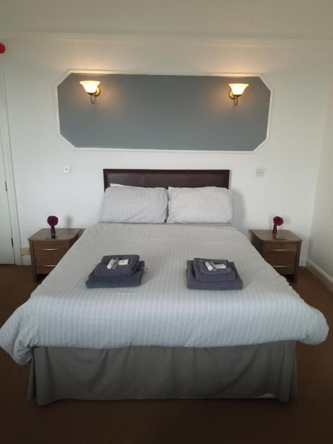 Highlander Hotel Scarborough
