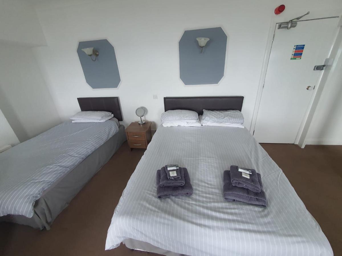Highlander Hotel 3*