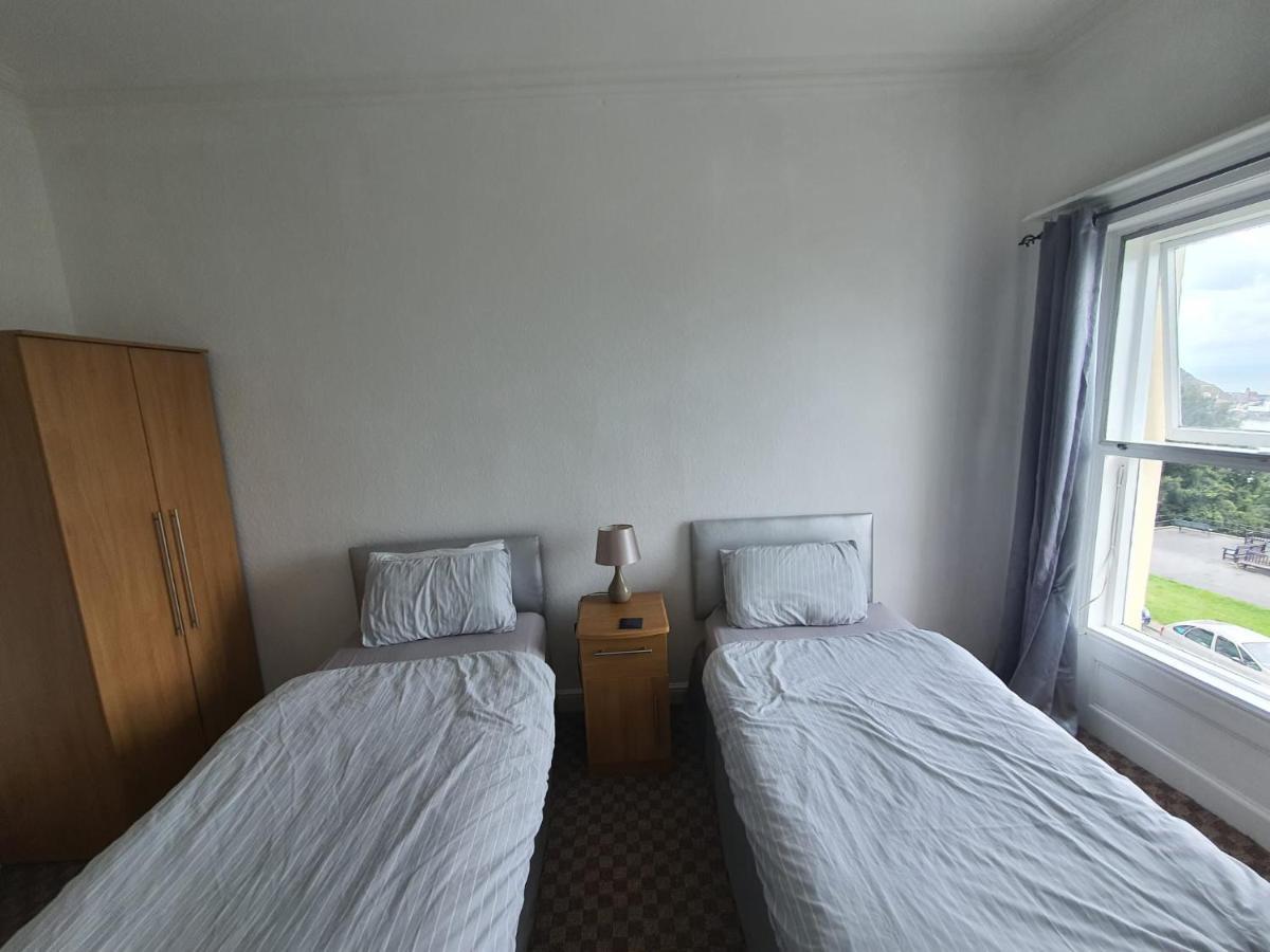 Highlander Hotel 3*