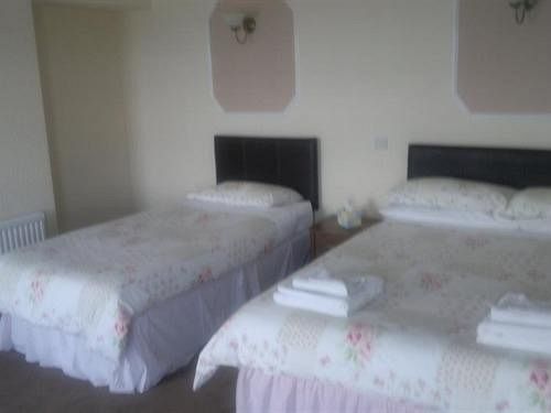 Highlander Hotel